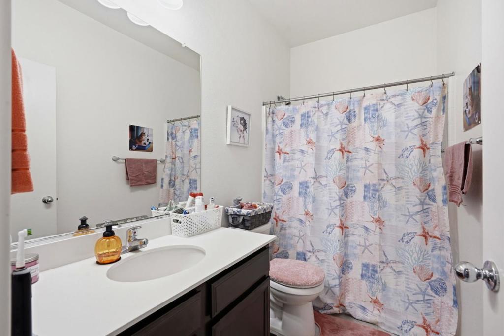 450 Amabile Drive Property Photo 23