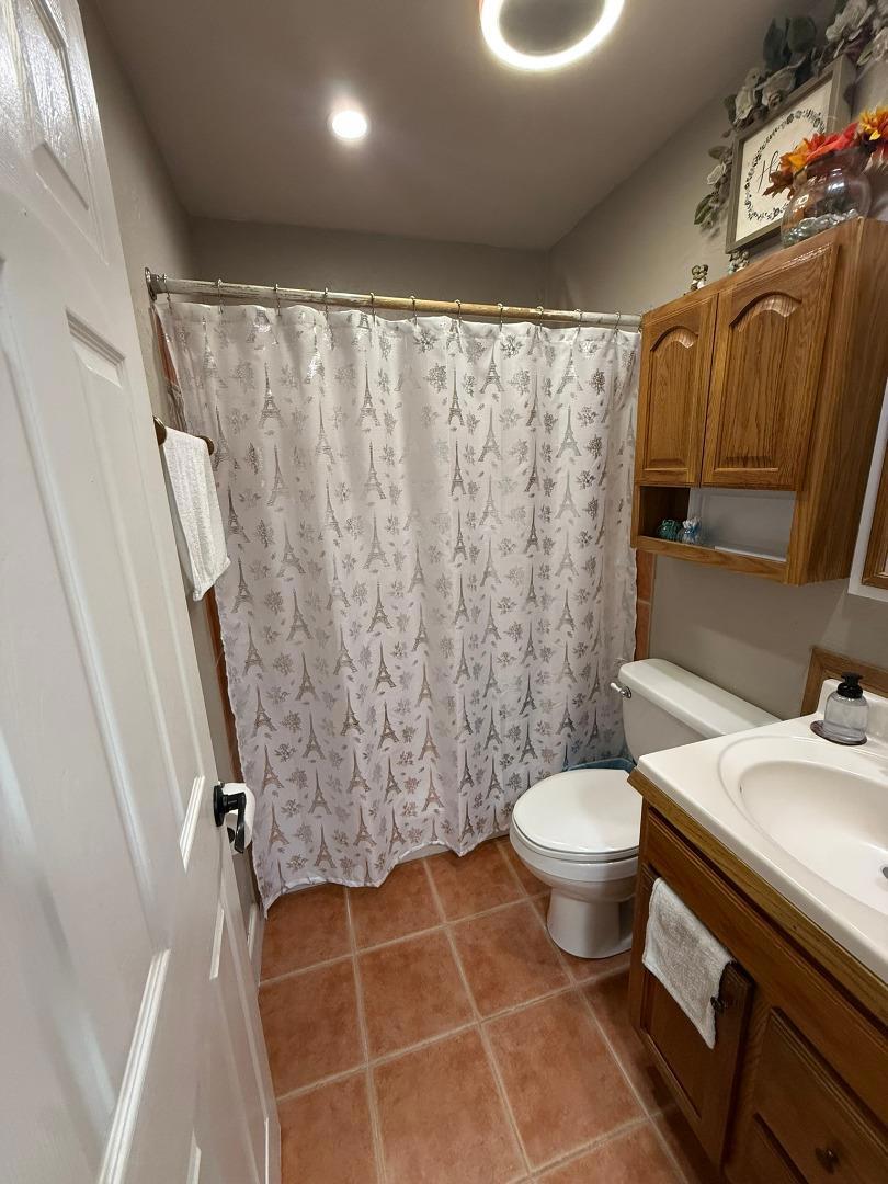 2440 Poplar Drive Property Photo 7