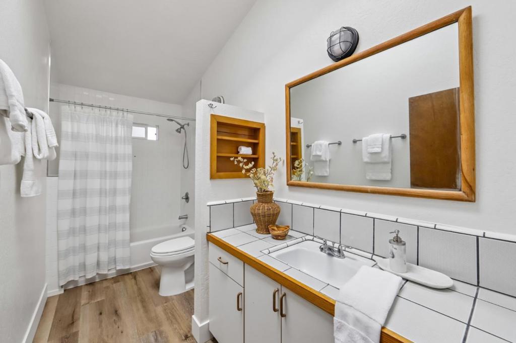 1161 Tamarind Street Property Photo 16