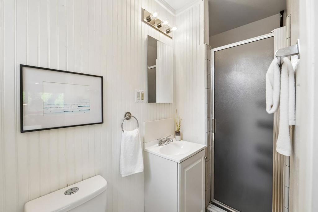 1161 Tamarind Street Property Photo 28