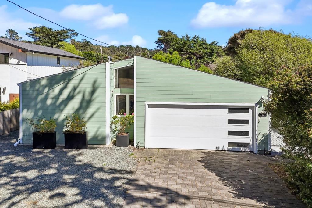 1161 Tamarind Street Property Photo 42