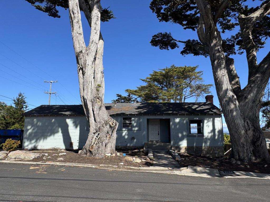 1046 Balboa Property Photo 3