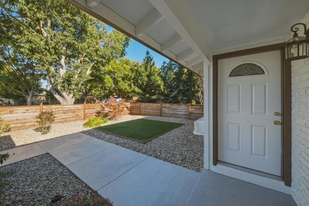 1563 Clarita Avenue Property Photo 8