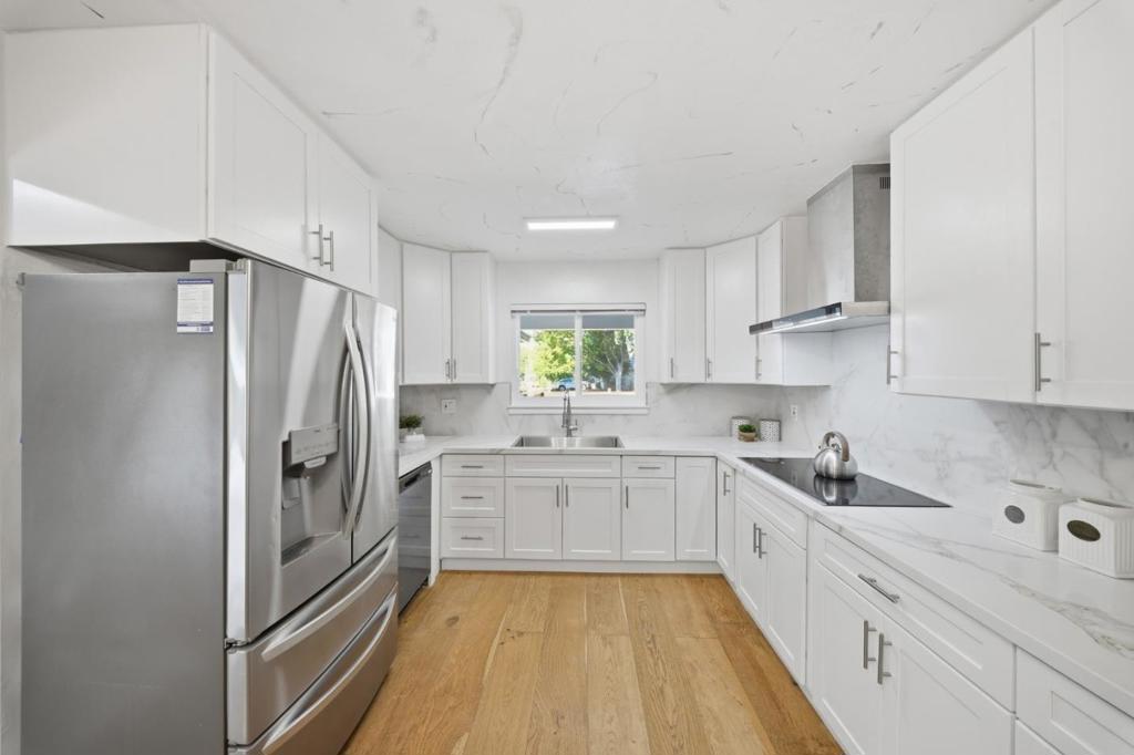 1563 Clarita Avenue Property Photo 15