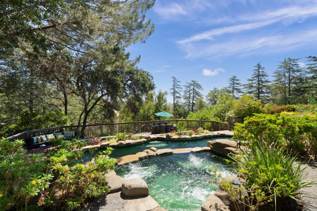 21100 Saratoga Hills Road Property Photo 45