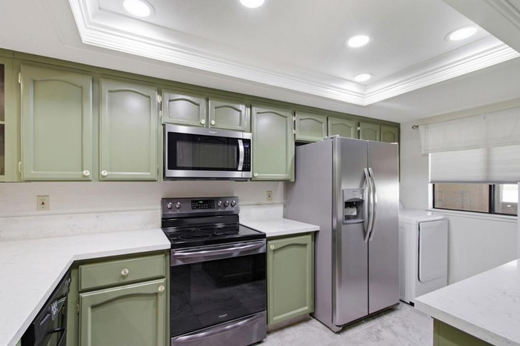 20720 Celeste Circle Property Photo 8