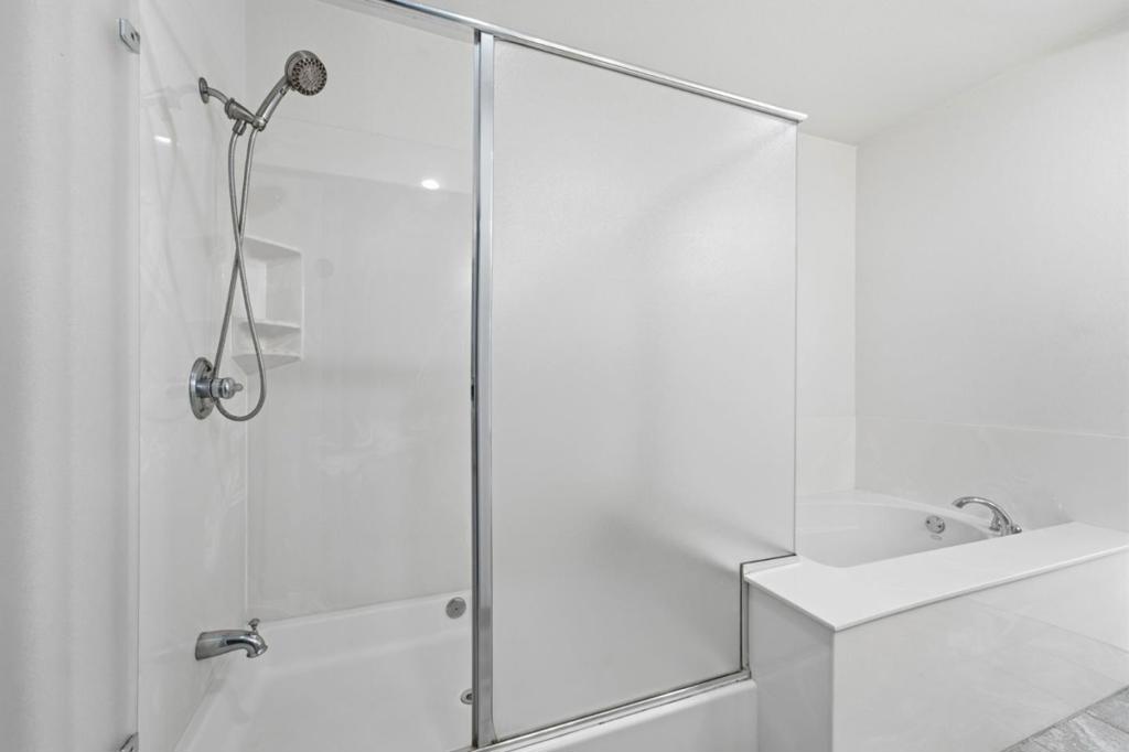 600 S Abel Street 505 Property Photo 13