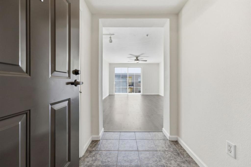 600 S Abel Street 505 Property Photo 25