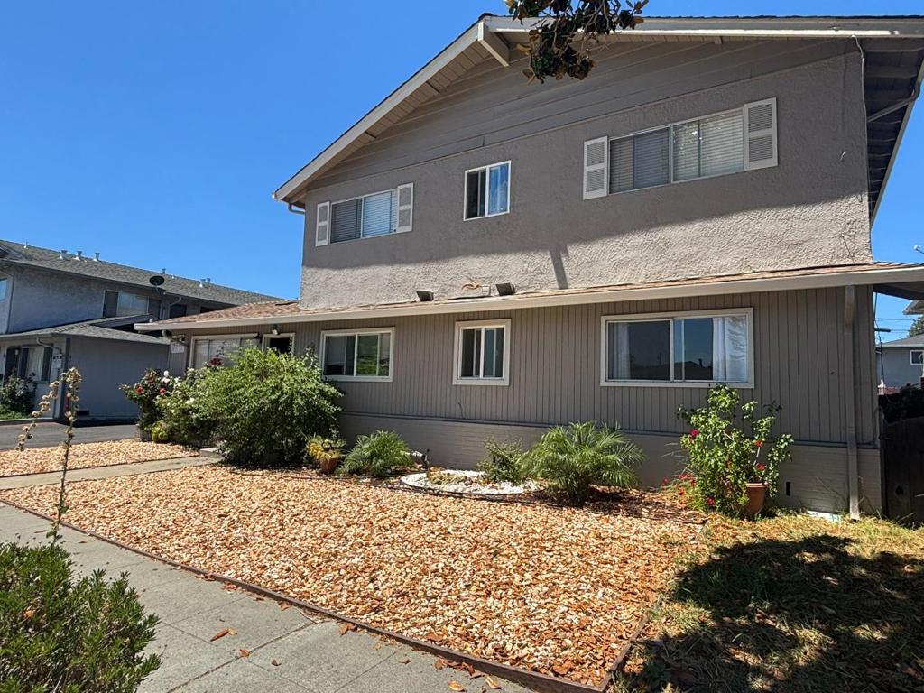 851 Leigh Avenue Property Photo 2