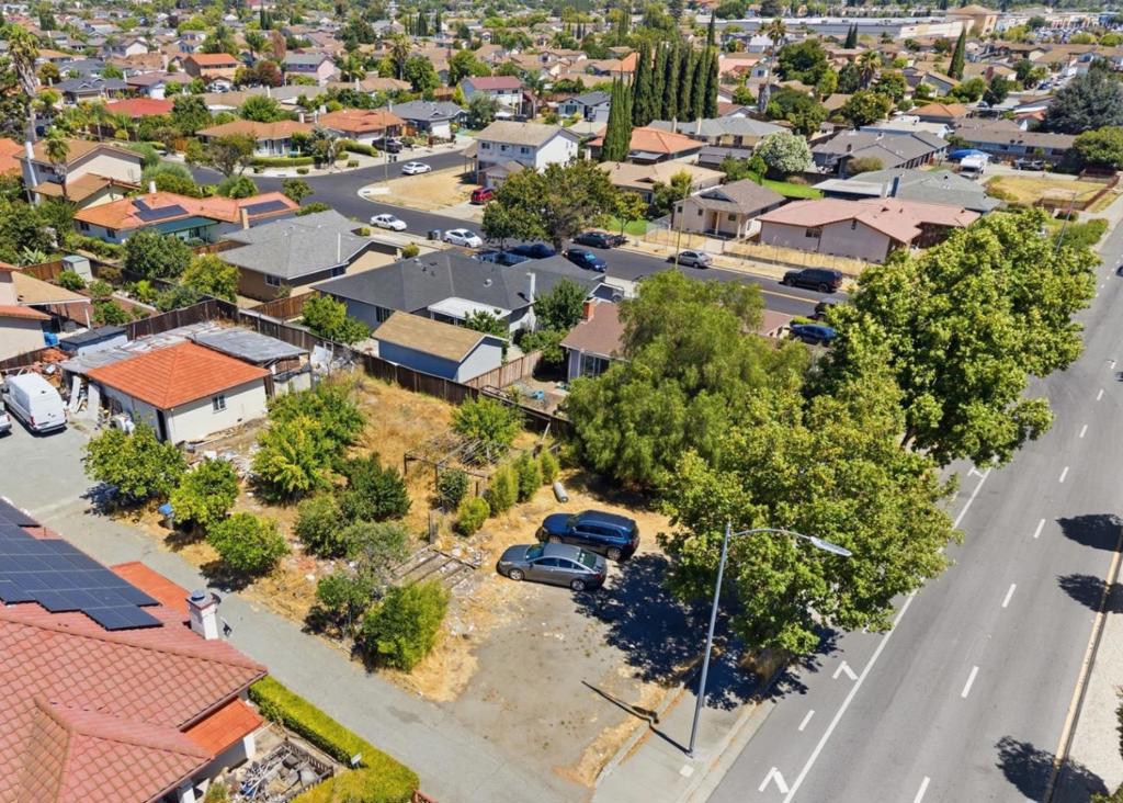 ML82055556 Property Photo 6