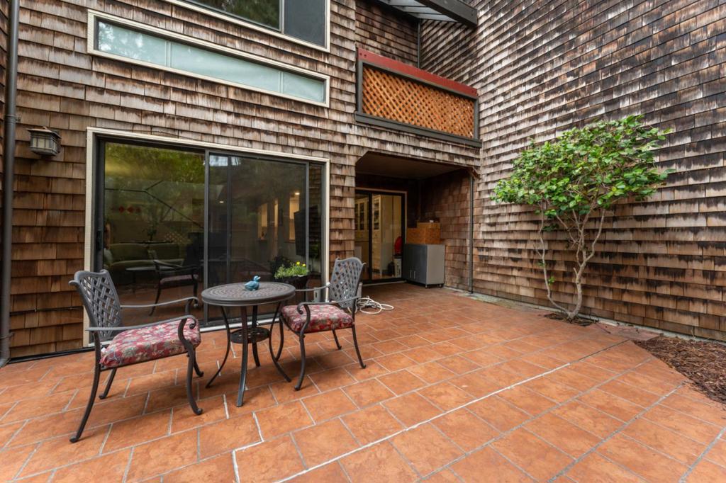73 Peter Coutts Circle Property Photo 16