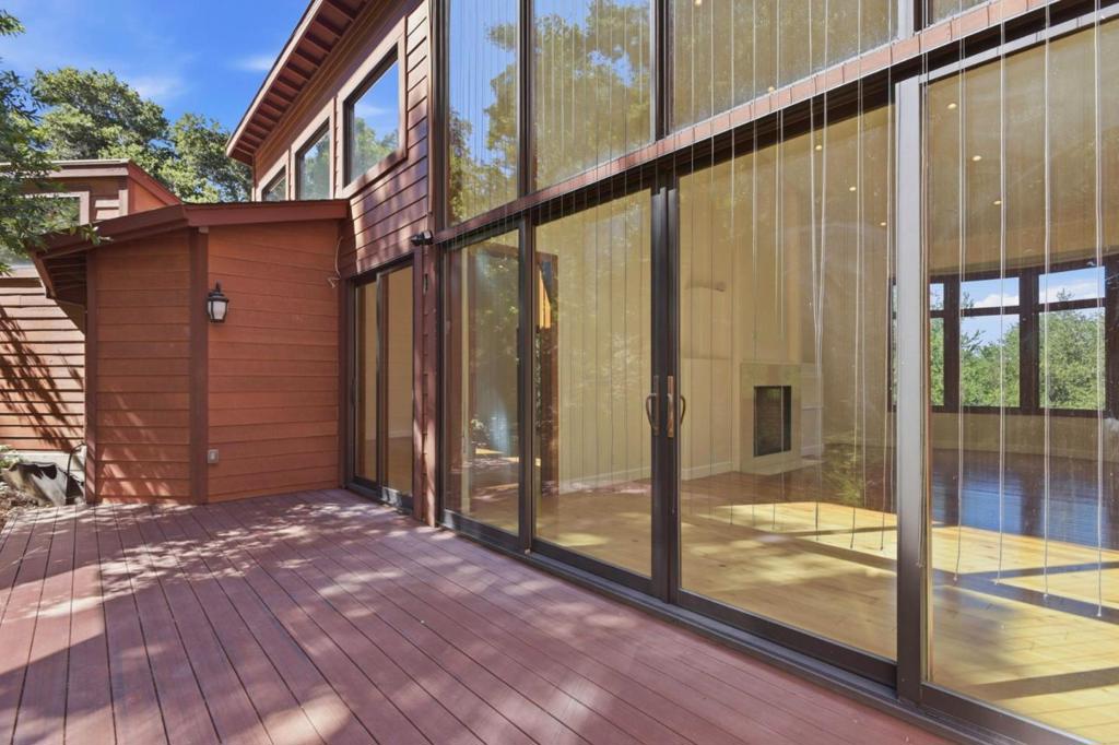 3911 Pepper Tree Court Property Photo 10