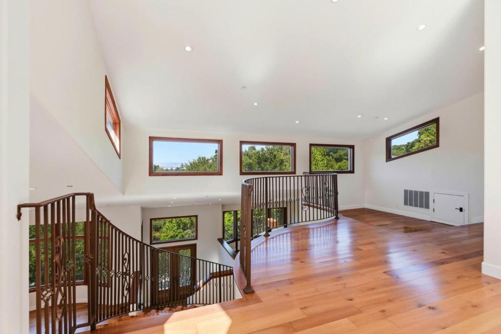 3911 Pepper Tree Court Property Photo 34