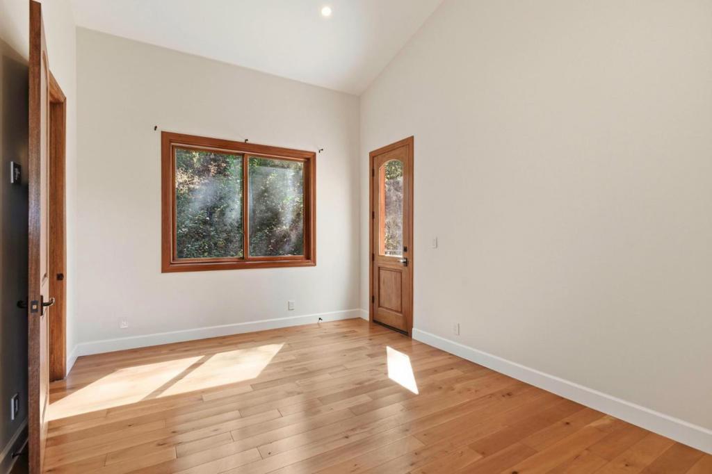 3911 Pepper Tree Court Property Photo 47
