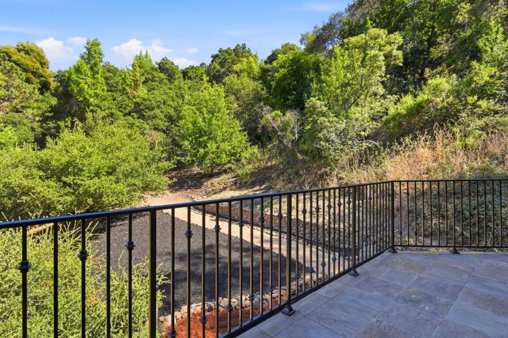 3911 Pepper Tree Court Property Photo 57