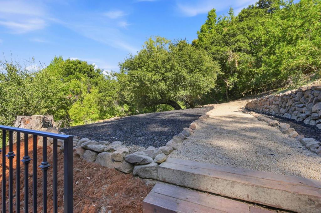 3911 Pepper Tree Court Property Photo 68