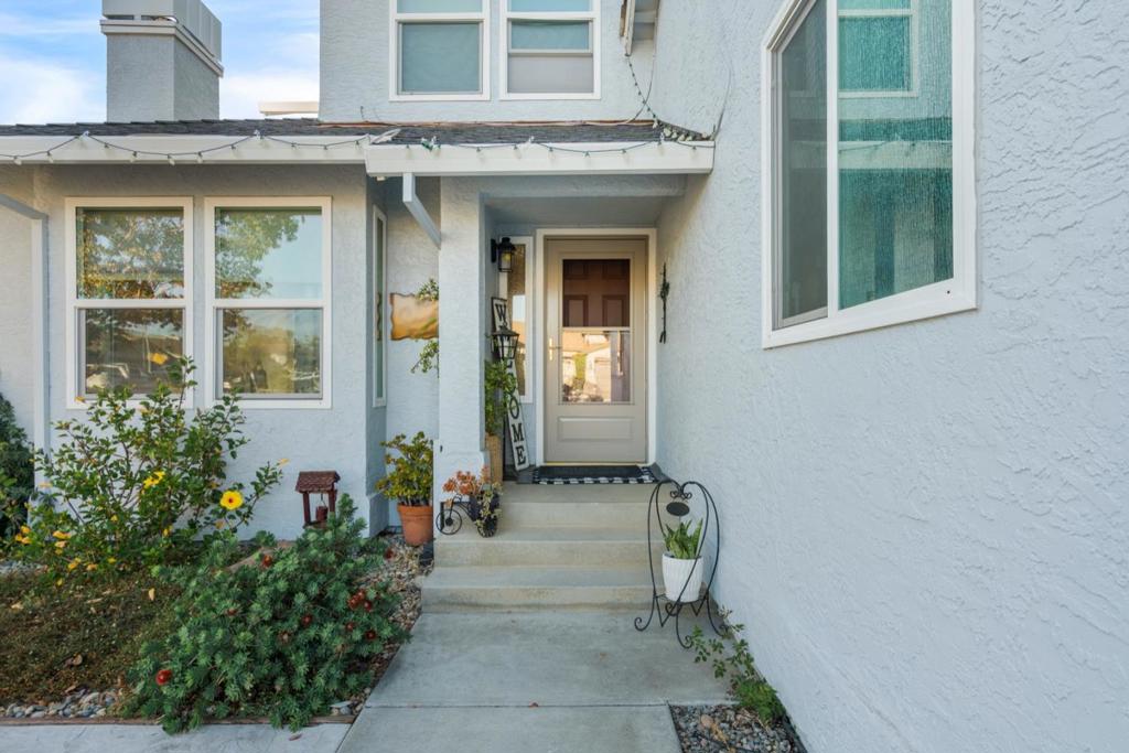 1090 Los Altos Drive Property Photo 5