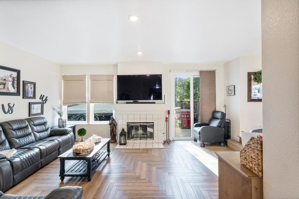 1090 Los Altos Drive Property Photo 11