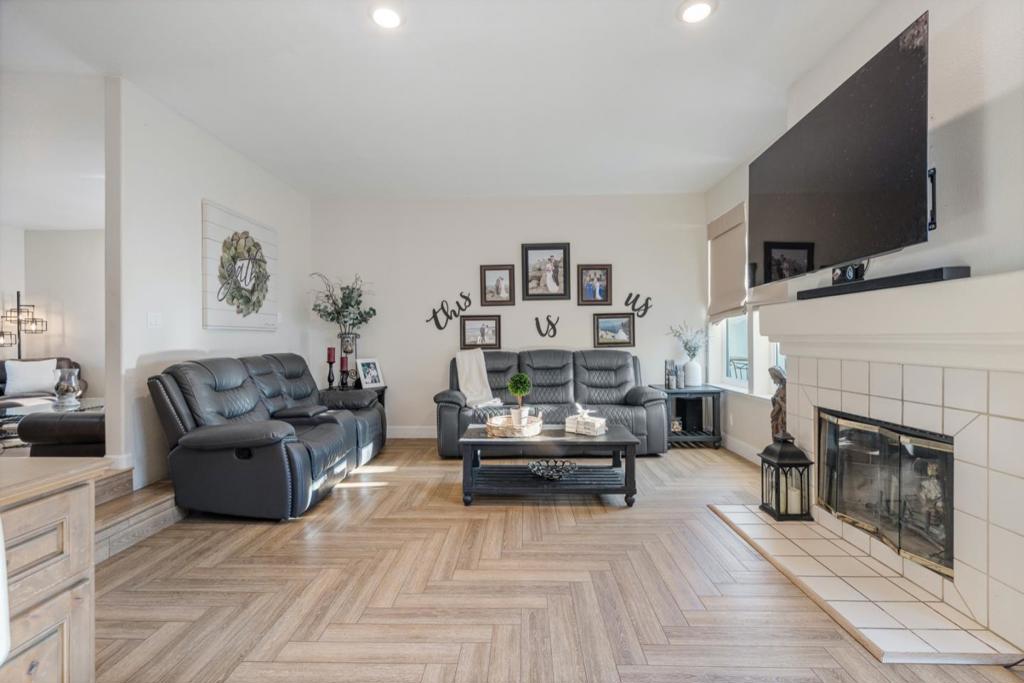 1090 Los Altos Drive Property Photo 12