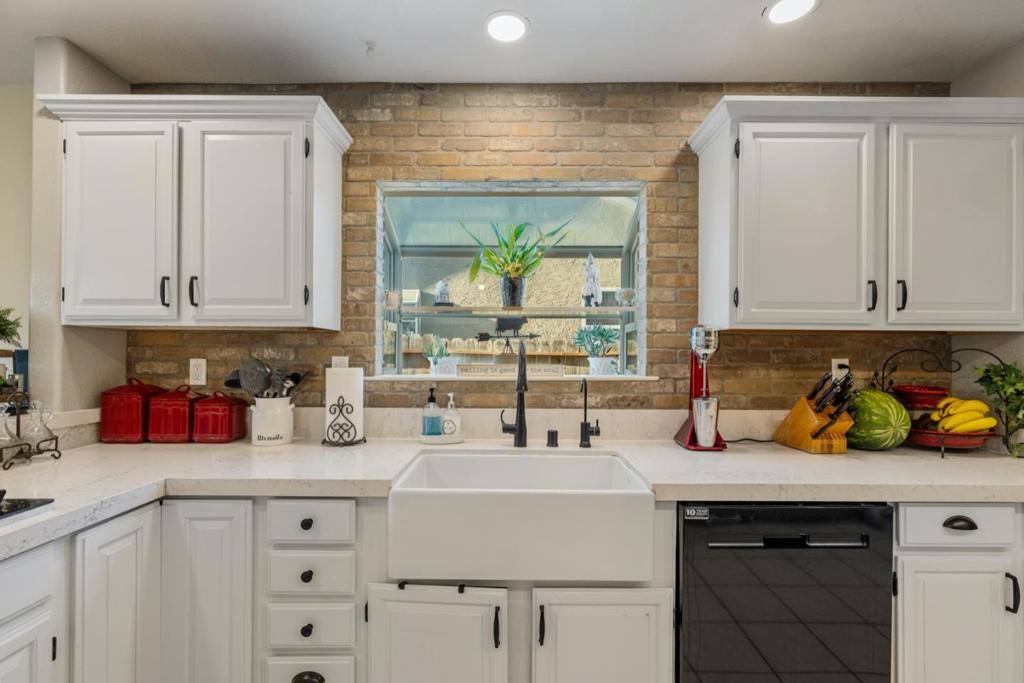 1090 Los Altos Drive Property Photo 19