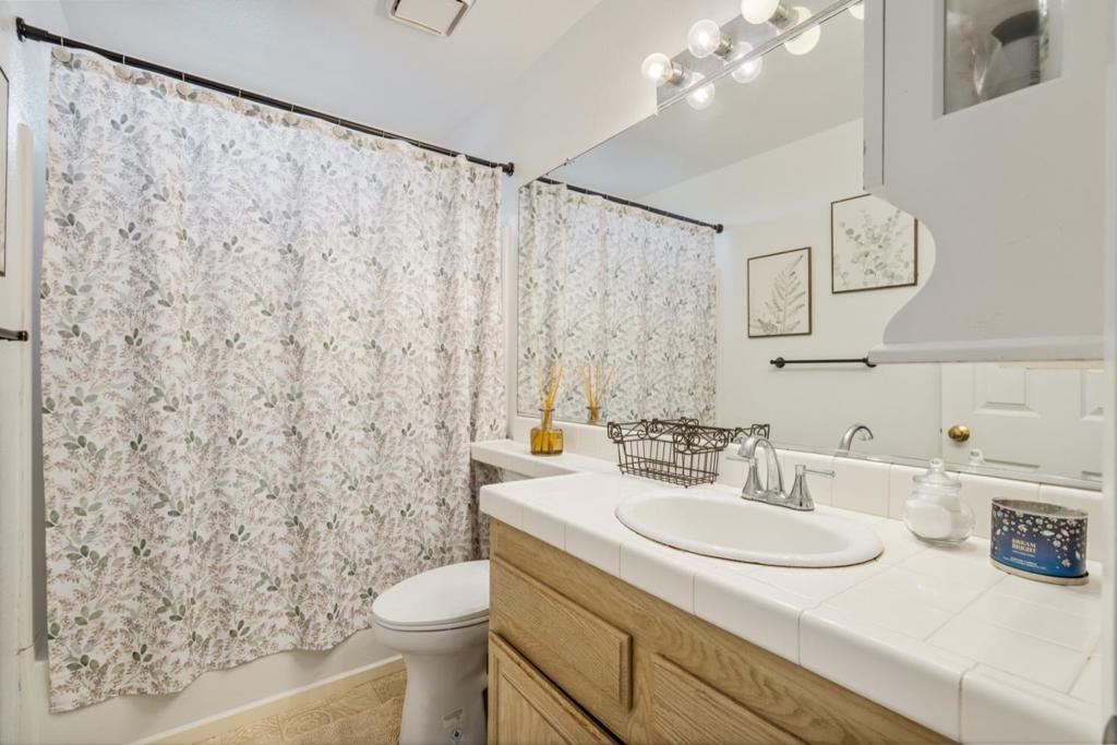 1090 Los Altos Drive Property Photo 25