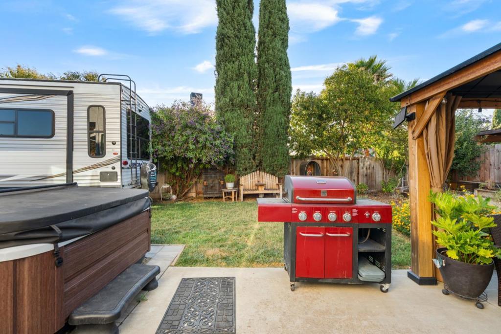 1090 Los Altos Drive Property Photo 35