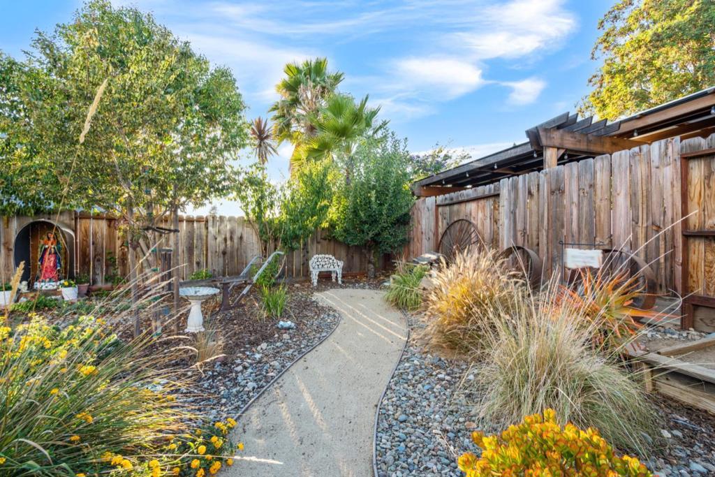 1090 Los Altos Drive Property Photo 43