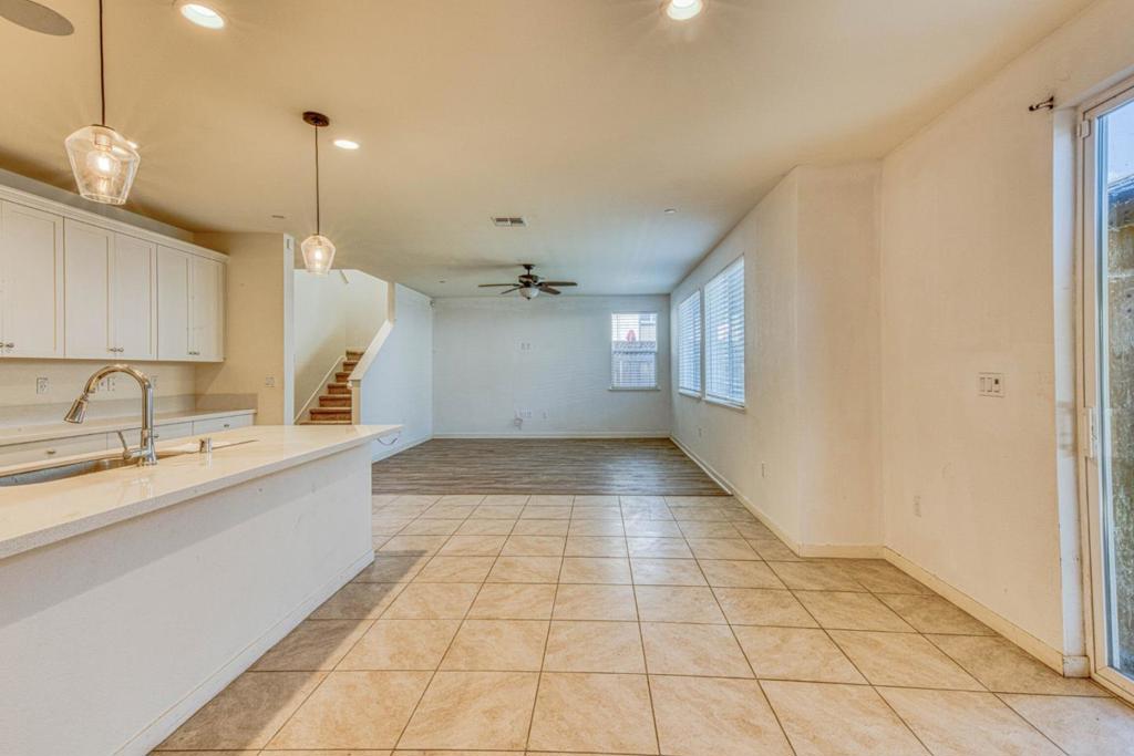 271 Lamplighter Lane Property Photo 10