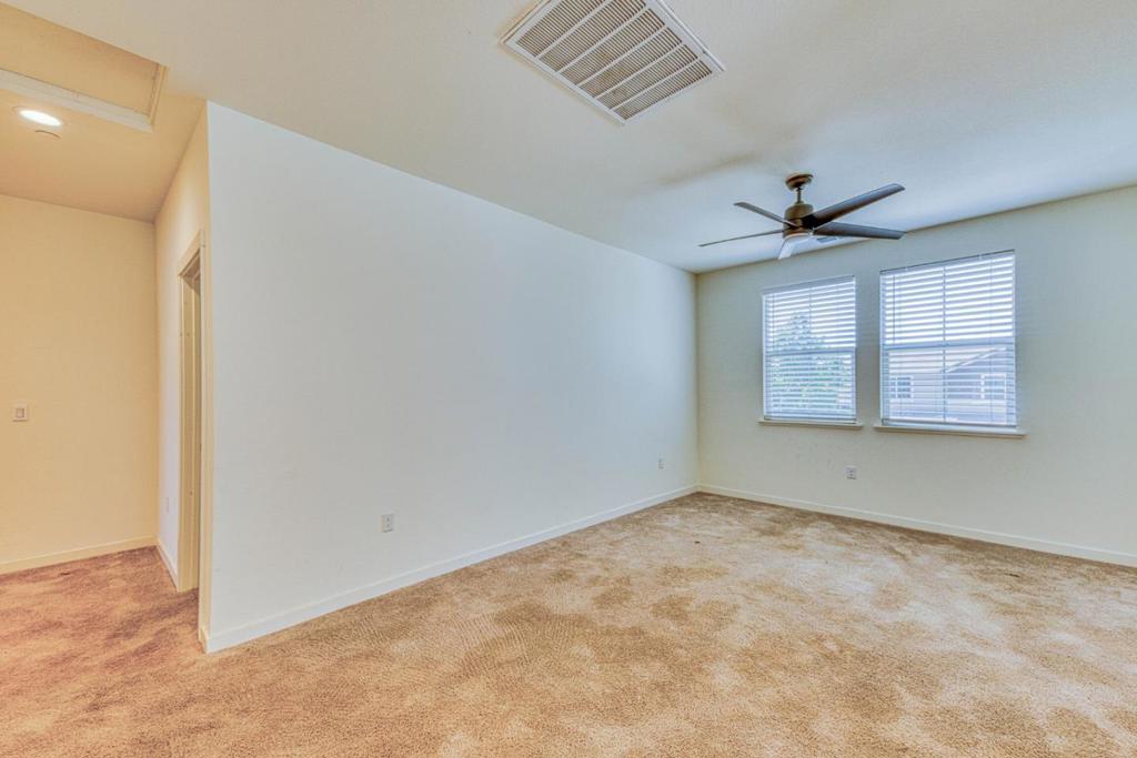 271 Lamplighter Lane Property Photo 16
