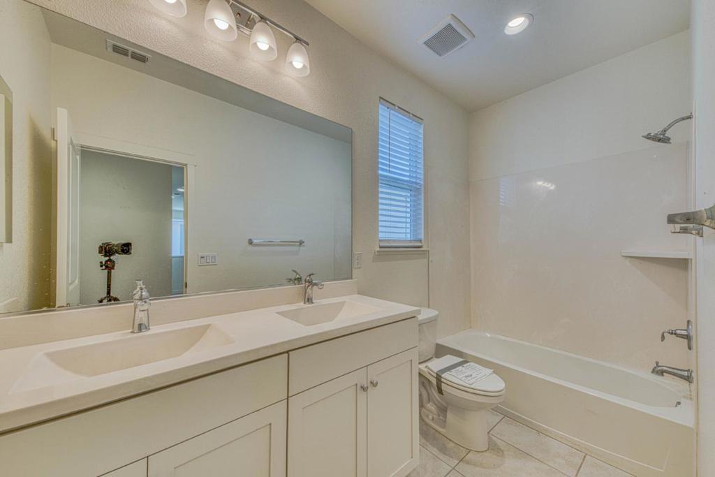 271 Lamplighter Lane Property Photo 21