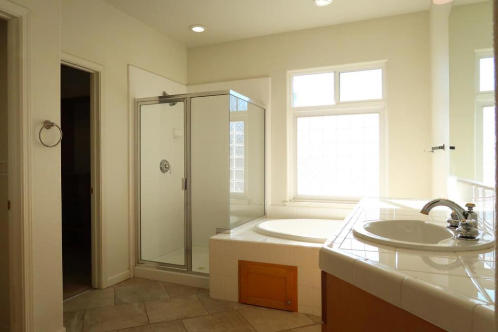ML82055616 Property Photo 24