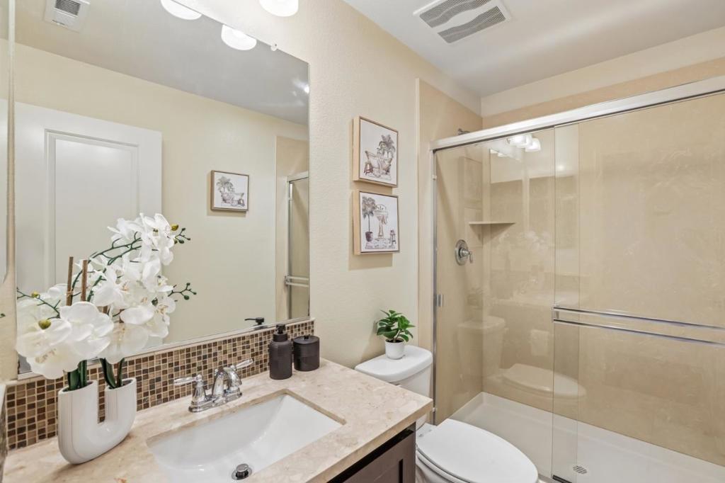 38975 Primula Terrace Property Photo 27