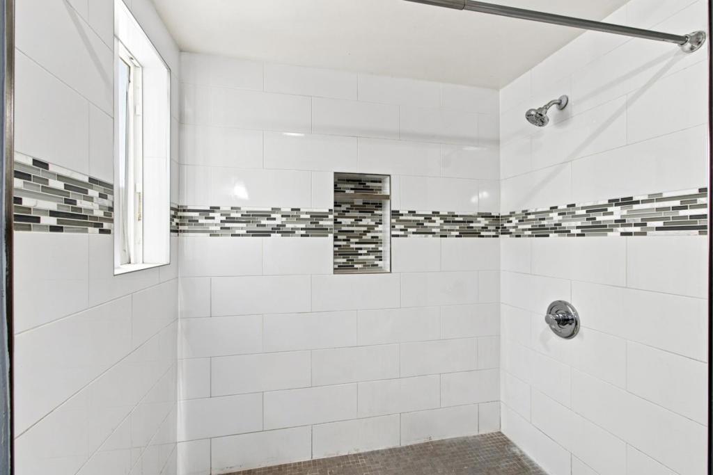 1131 Frankfurt Avenue Property Photo 6