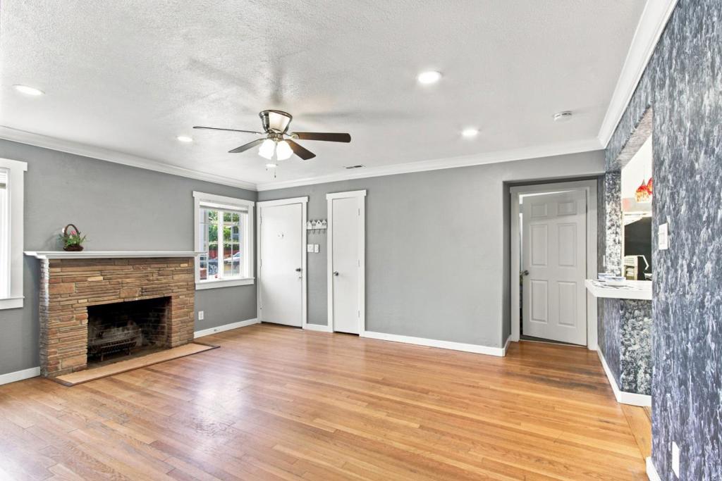1131 Frankfurt Avenue Property Photo 10