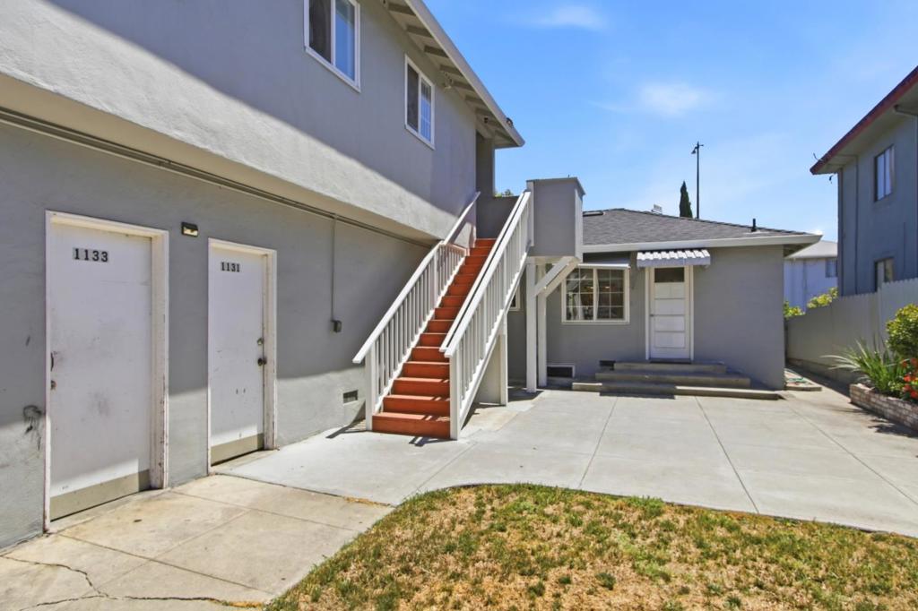 1131 Frankfurt Avenue Property Photo 15