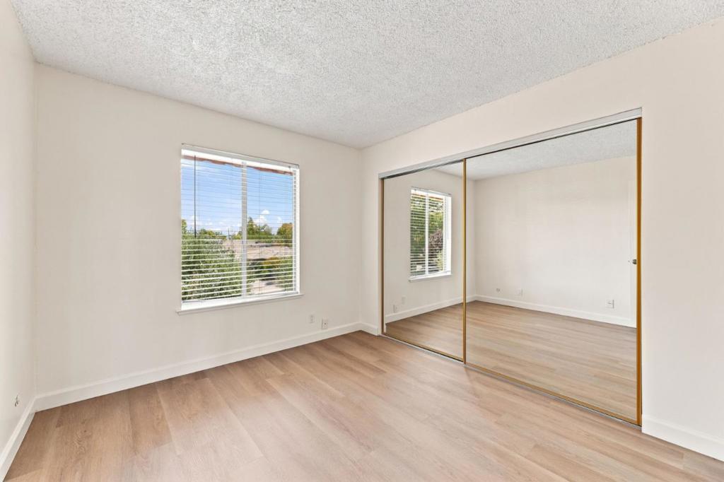 2745 Mauricia Avenue B Property Photo 18