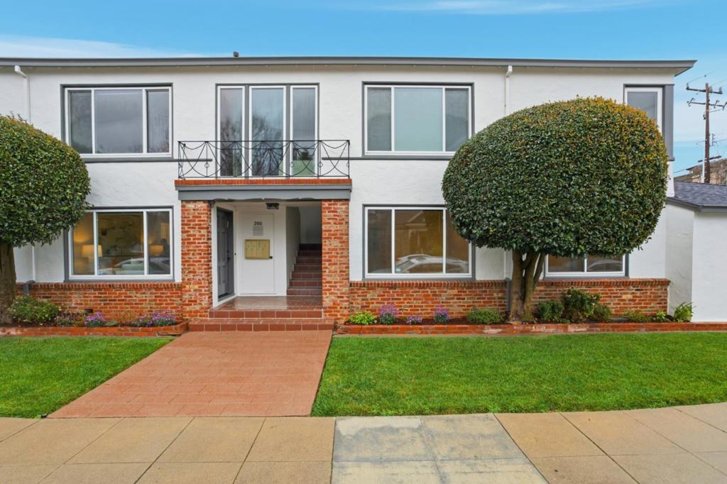 200 Anita Road 2 Property Photo 1
