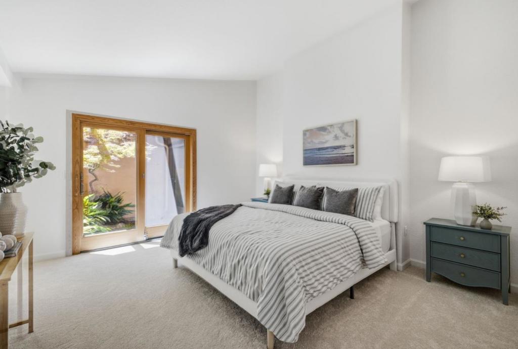 2389 Apsis Court Property Photo 11
