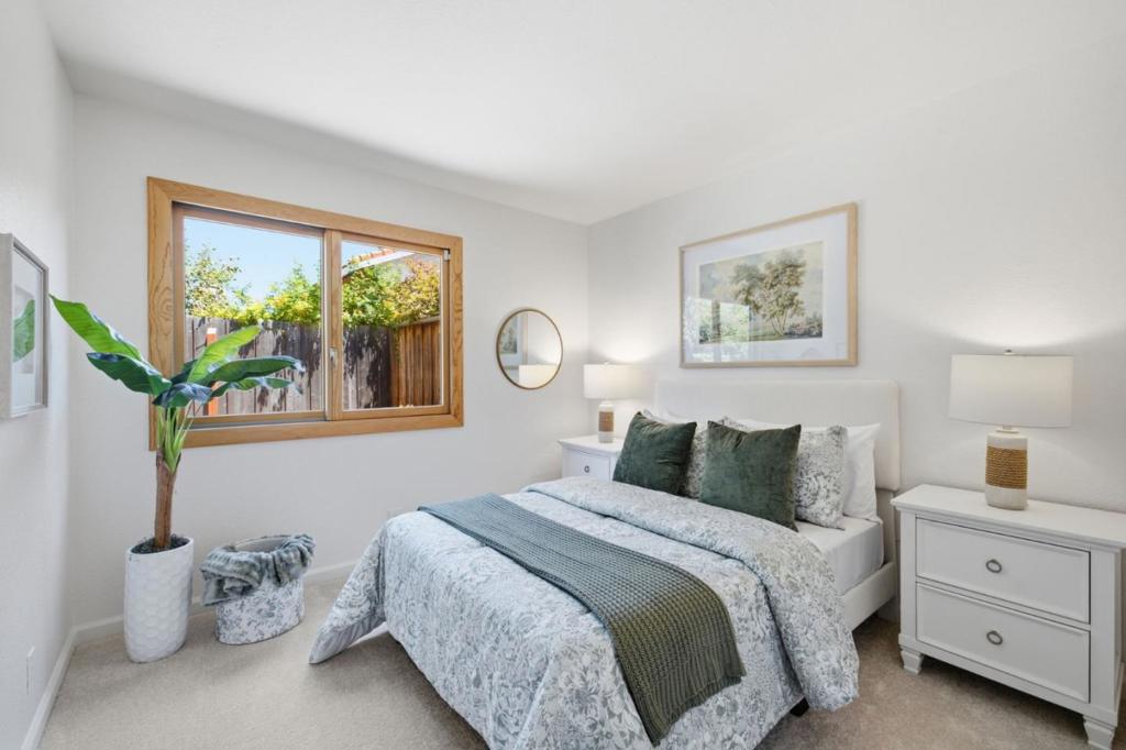 2389 Apsis Court Property Photo 15