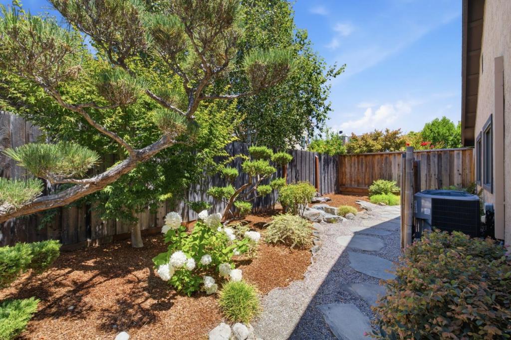 2389 Apsis Court Property Photo 21