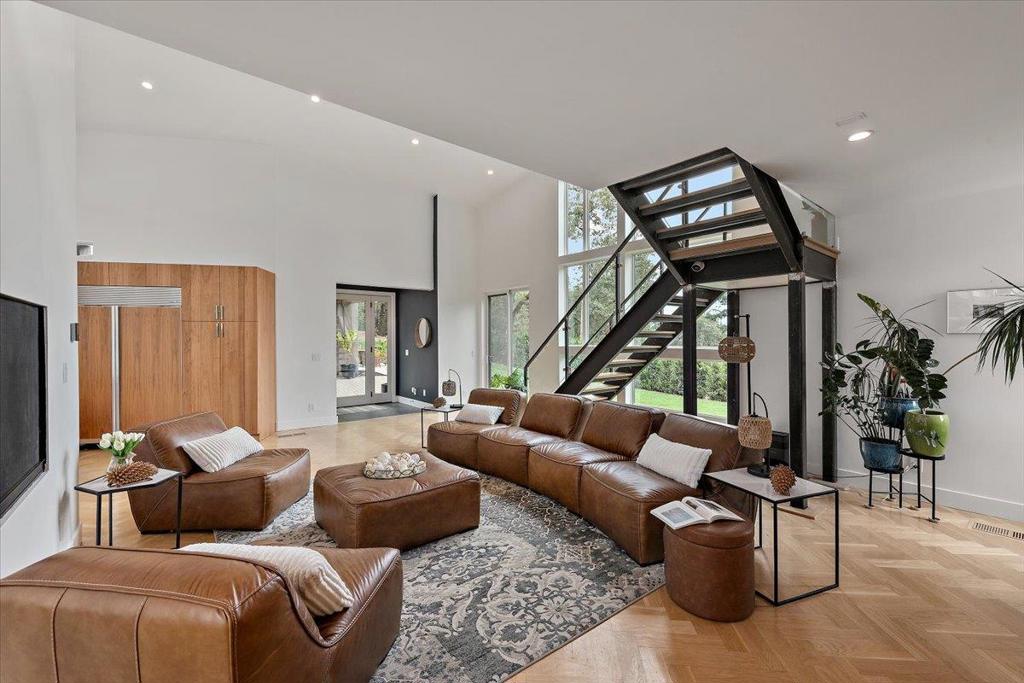 13755 Skyline Boulevard Property Photo 9