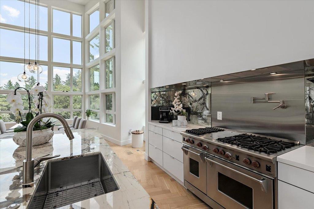 13755 Skyline Boulevard Property Photo 15
