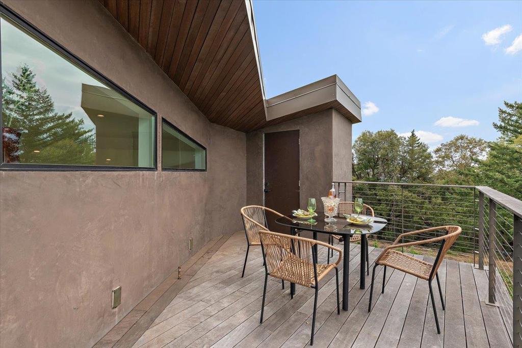 13755 Skyline Boulevard Property Photo 22
