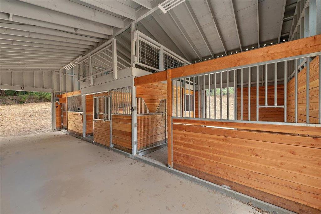 13755 Skyline Boulevard Property Photo 52
