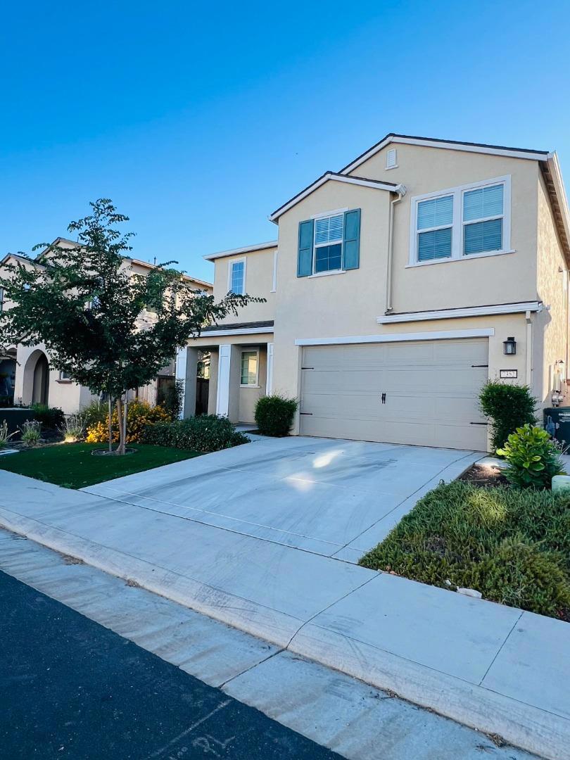 7352 Dorstone Way Property Photo 1