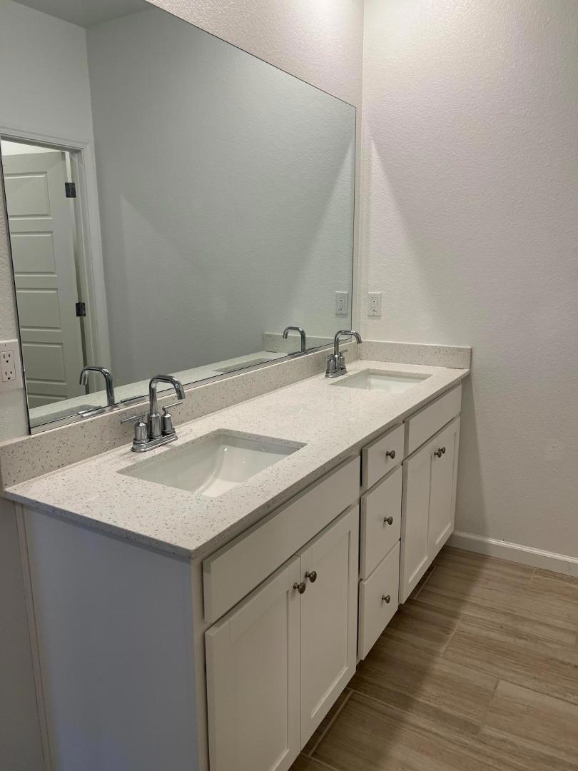 7352 Dorstone Way Property Photo 23