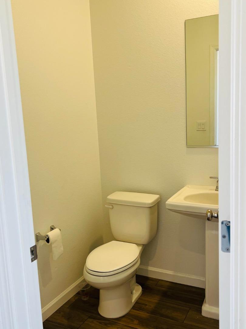 7352 Dorstone Way Property Photo 24