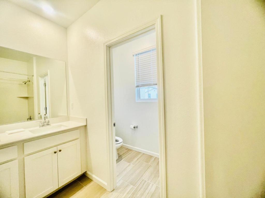 7352 Dorstone Way Property Photo 26
