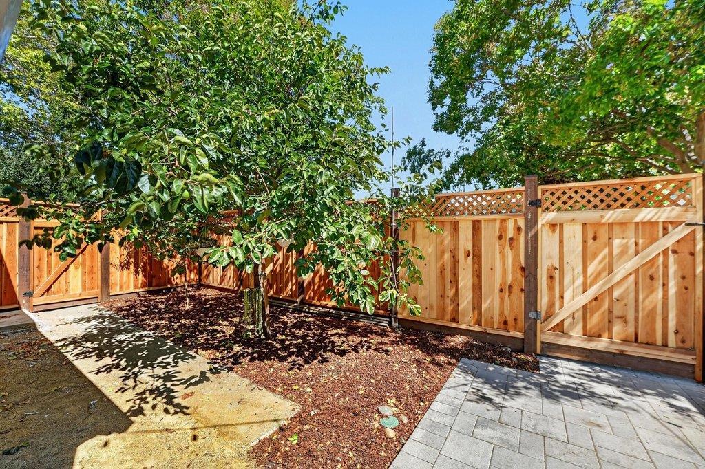 236 N 3rd Street Property Photo 41