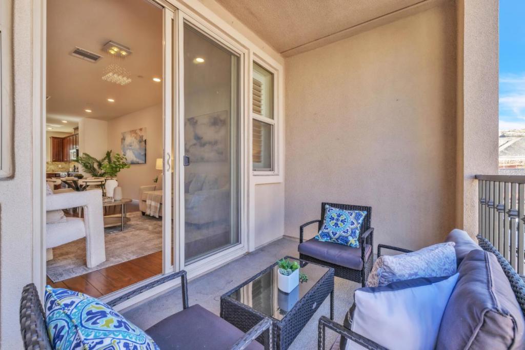 2757 Ferrara Circle Property Photo 13